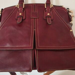 Like New Dooney & Bourke Florentine Clayton Satchel (Re-poshing)